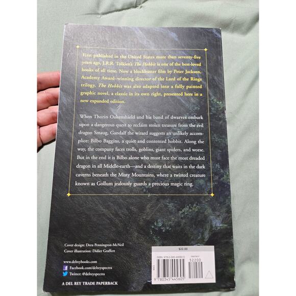 The Hobbit illustrated edition paperback - Picture 3 of 10